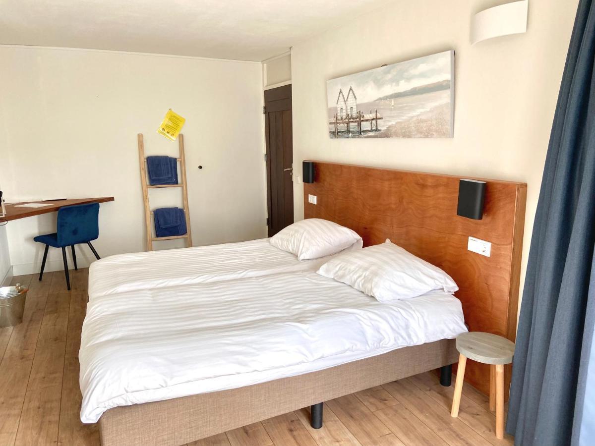 Bed & Ontbijt Haddock Almere Exterior foto